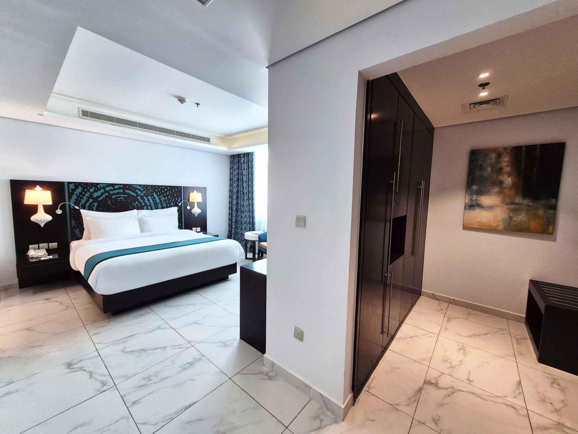 One-Bedroom Premium Suite