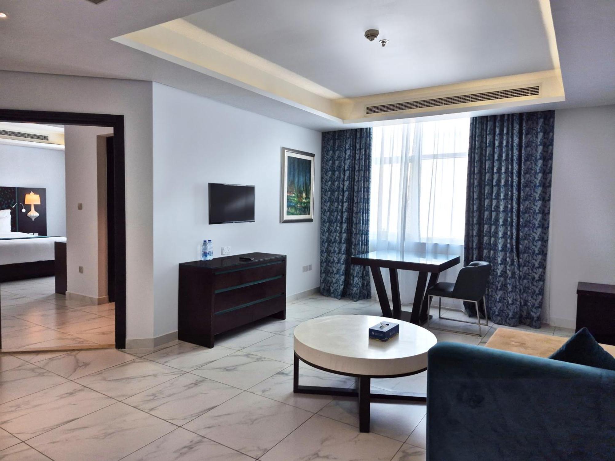 One-Bedroom Premium Suite